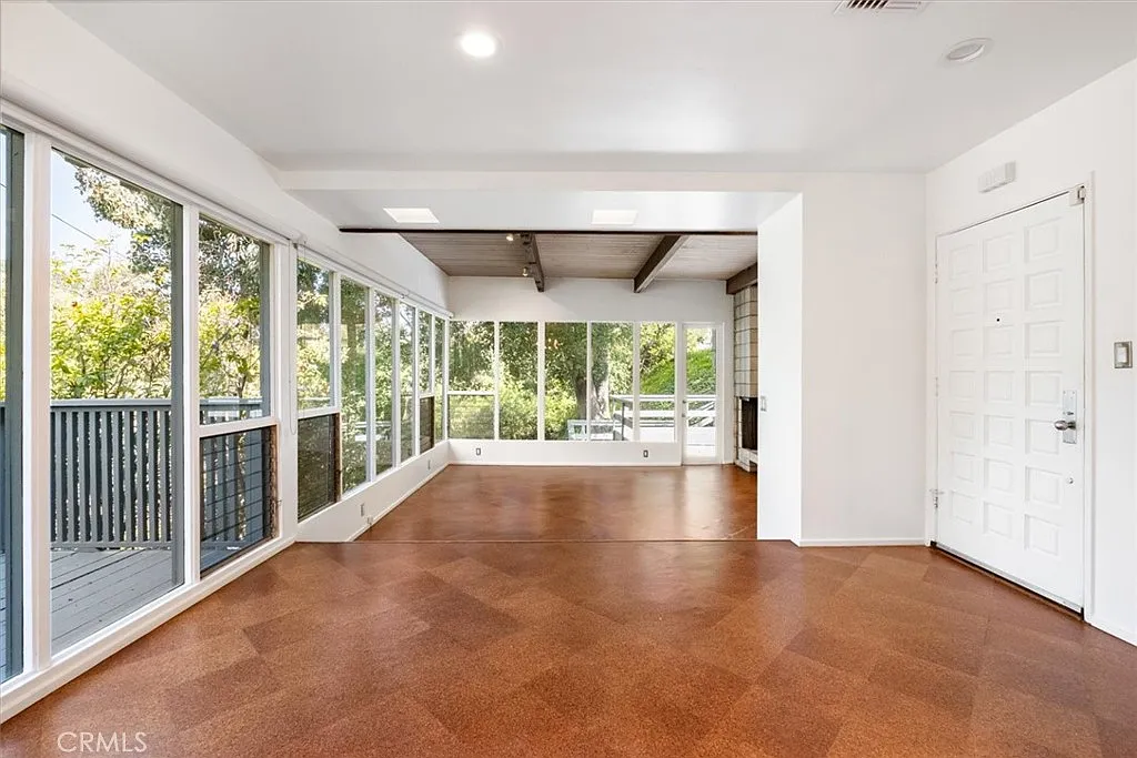 3 bed, 1799 sqft, $6,700 — Photo 2