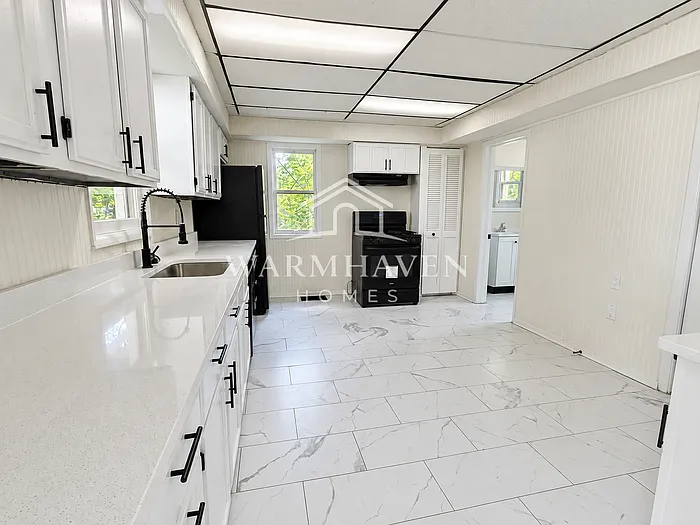 3 bed, 2.0 bath, 1724 sqft, $1,695 — Photo 3