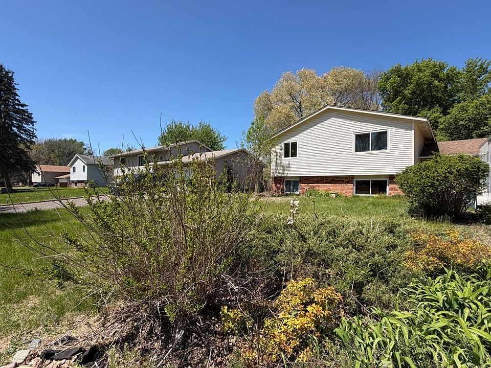 1st image of 7434 Aldrich Ct N