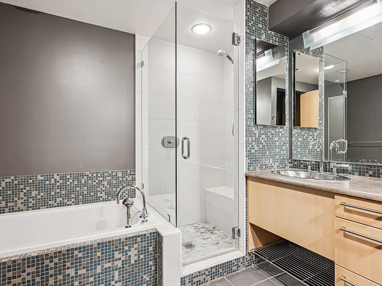 1401 Wewatta St #210 — Photo 34