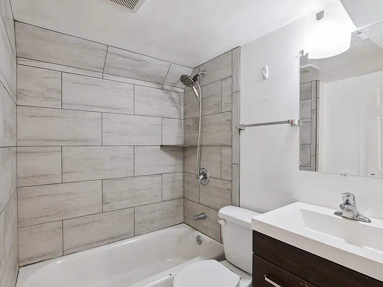 734 Taylor Ave — Photo 10
