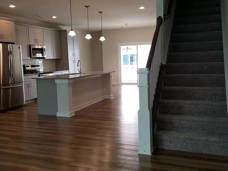 1024 Sharon Towns Dr — Photo 9