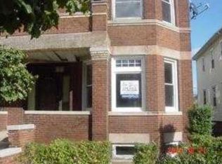 8613 S Escanaba Ave, Chicago, IL 60617