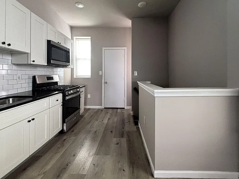 112 N Wilton St — Photo 10