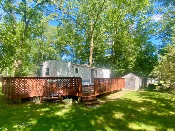 11/159 Woodhaven Dr E, Sublette, IL 61367