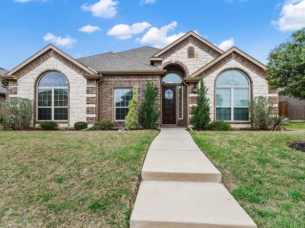 114 Post Oak Dr, Red Oak, TX 75154