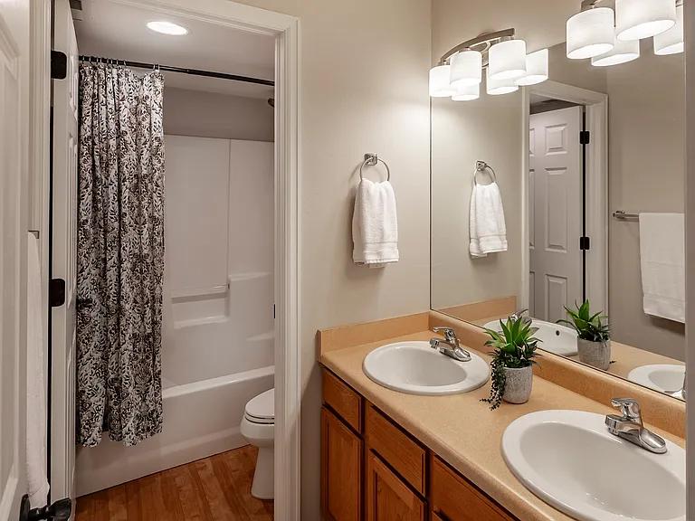 340 Castle Ridge Dr — Photo 12