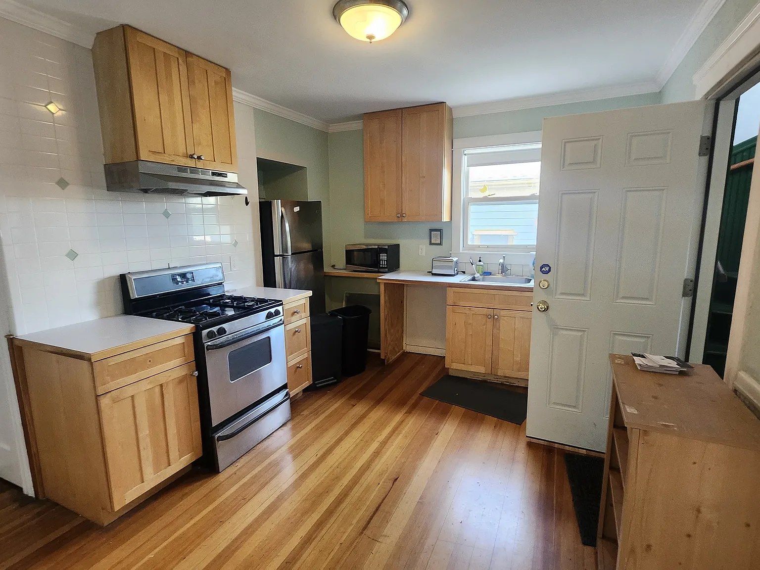 45 E George St — Photo 2