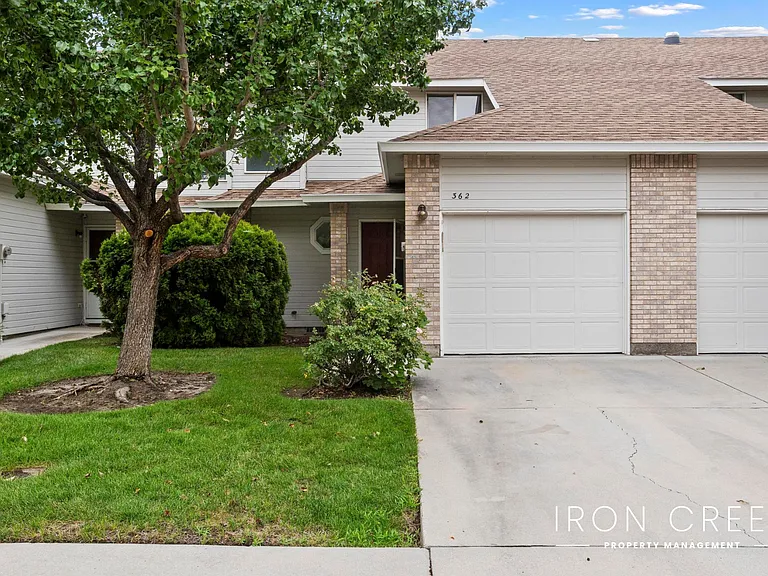 362 E Elwood Ln — Photo 1