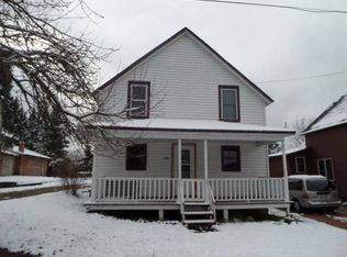 4925 First St, Laona, WI 54541
