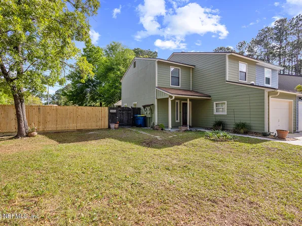 11477 FT CAROLINE LAKES Drive N, Jacksonville, FL 32225