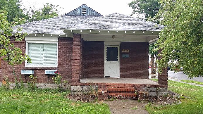 1st image of 2629 E 1st Ave