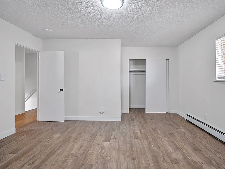 1074 Cedar Way — Photo 21