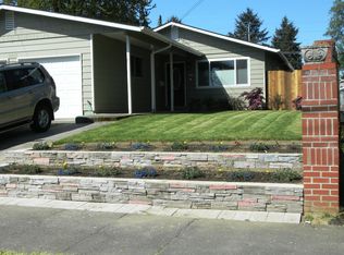 8757 N Peninsular Ave, Portland, OR 97217