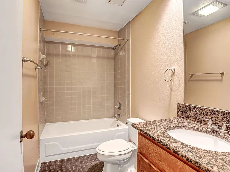 The Tuscany Apartments — Photo 21