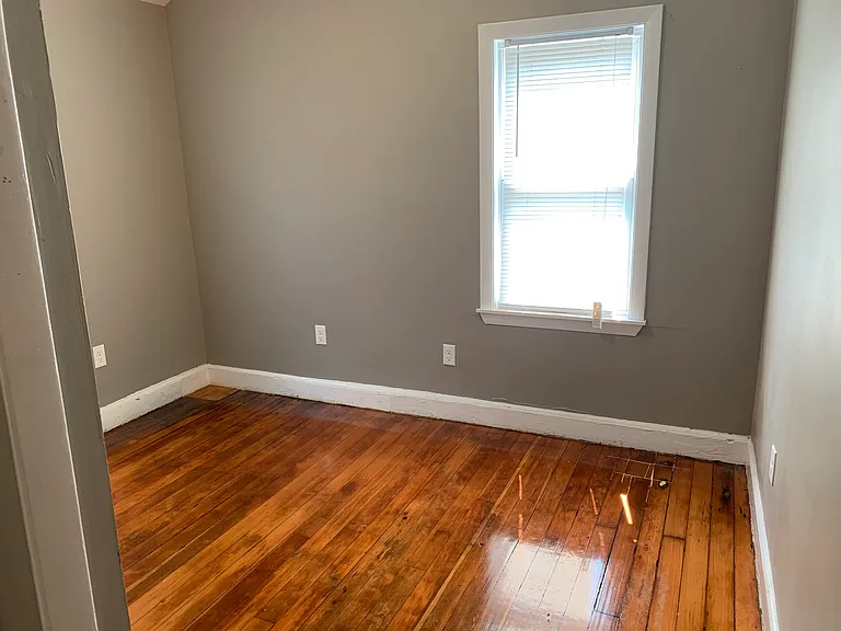 25 Arch St #2 — Photo 6