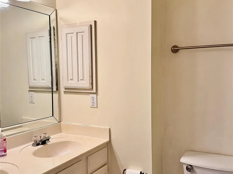 644 Forest Hill Dr — Photo 7