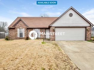 6620 Jamestown Ave, Horn Lake, MS 38637