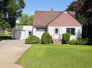 36 3rd Ave N, Waite Park, MN 56387