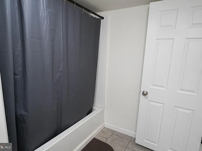 231 Newton St #B — Photo 20