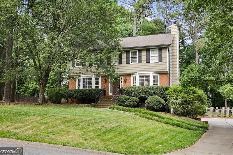 1st image of 173 Knollwood Dr NW