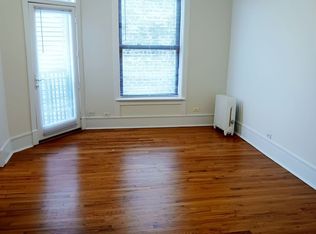 5700 N Winthrop Ave APT 12, Chicago, IL 60660
