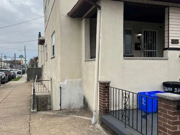 2601 S 73rd St, Philadelphia, PA 19153