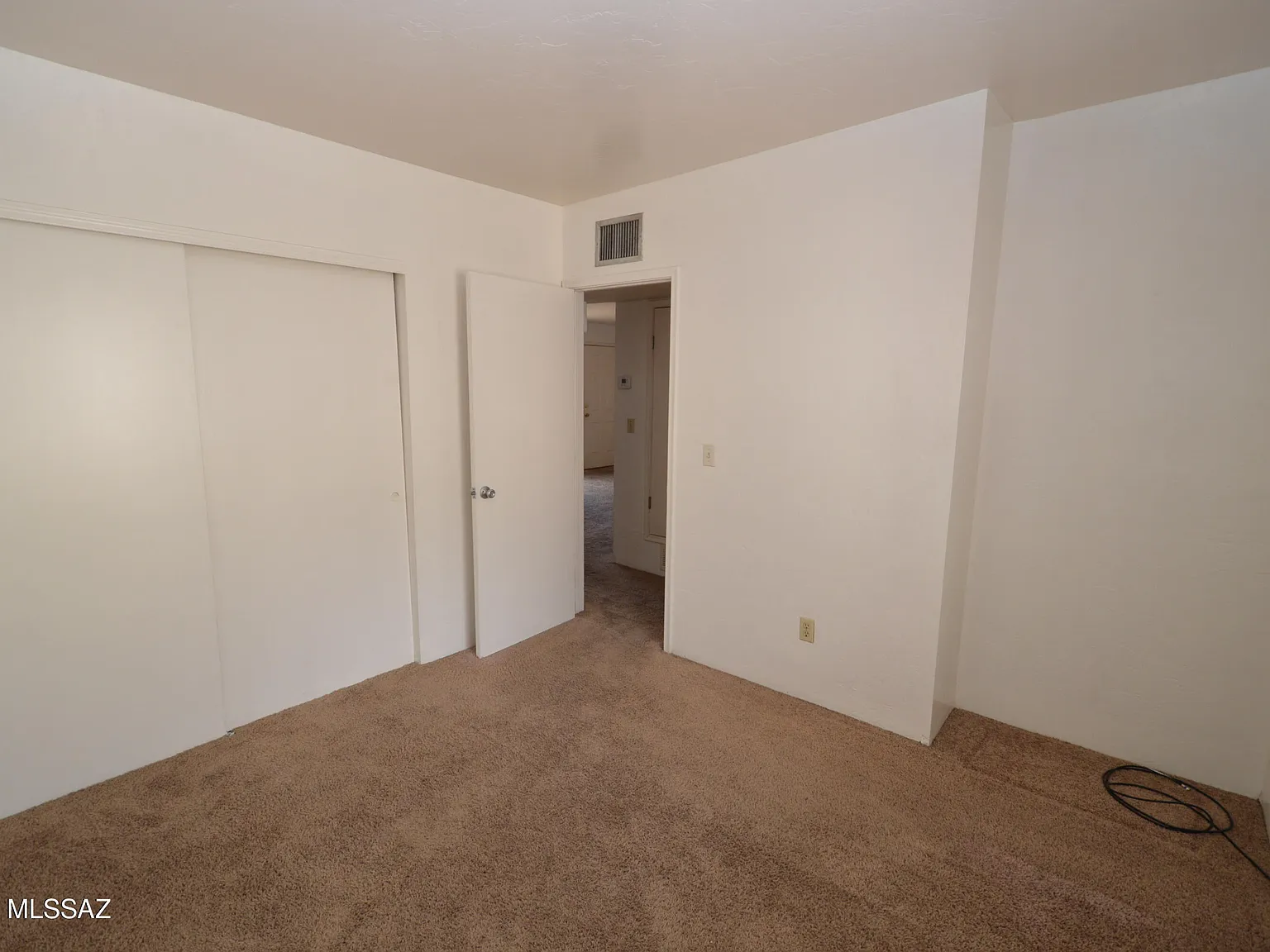 2 bed, 1.0 bath, 780 sqft, $995 — Photo 3