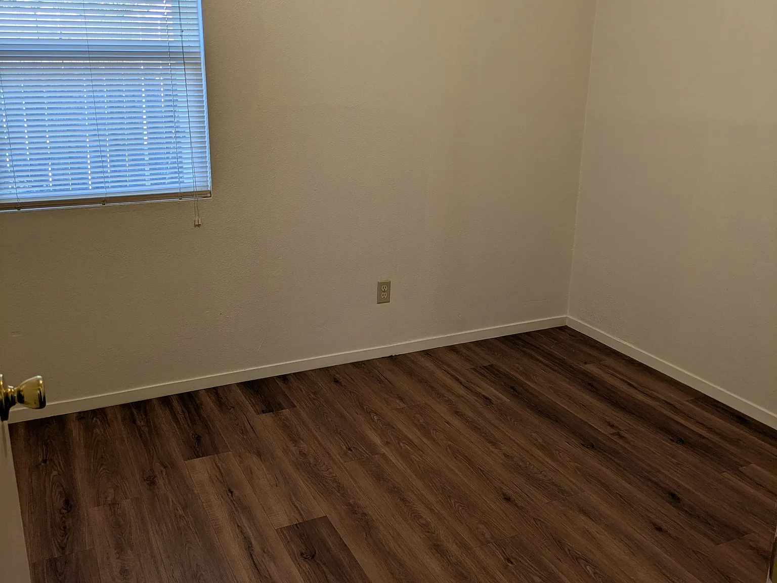 2 bed, 650 sqft, $1,100 — Photo 3