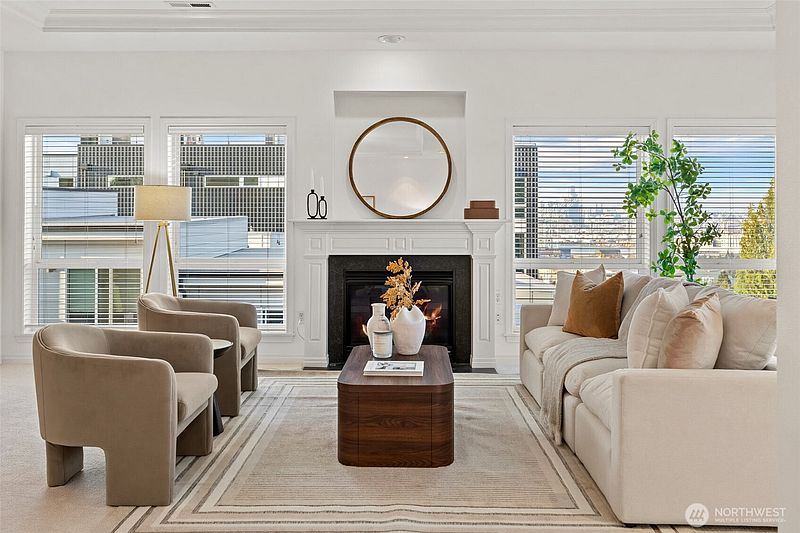 3rd image of 3112 SW Avalon Way #501