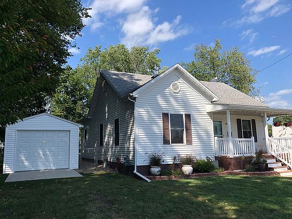 2nd image of 205 W Elm St