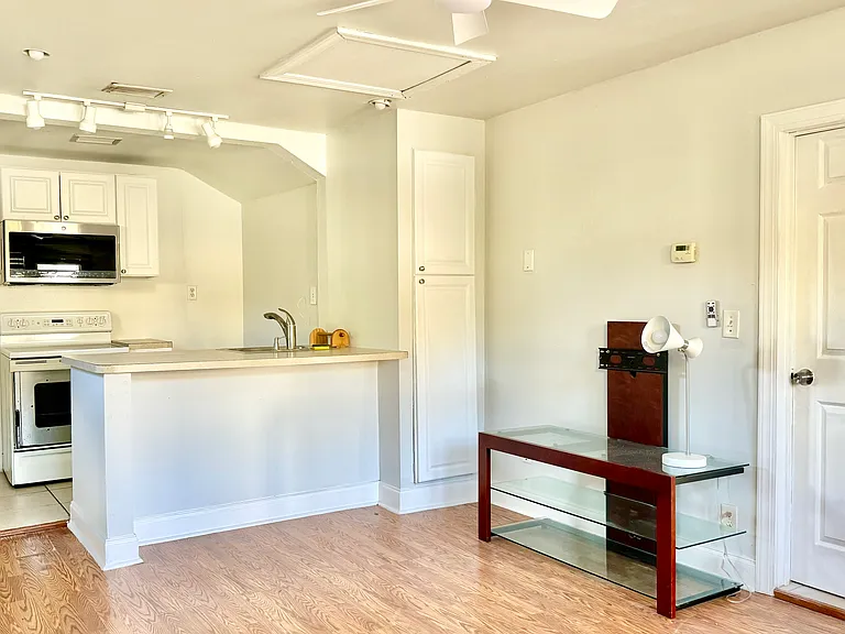 205 S Federal Hwy #B — Photo 6