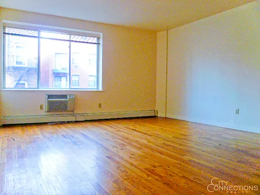 Rented by City Connections Realty | media 23