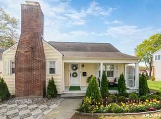 121 Ravencrest Drive, Stratford, CT 06614