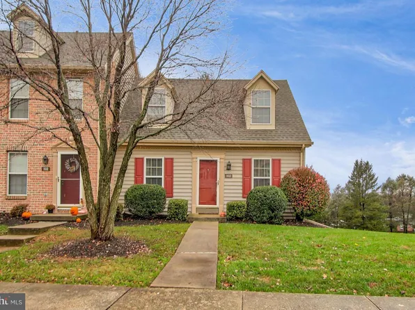 1103 Skyview Dr, York, PA 17406