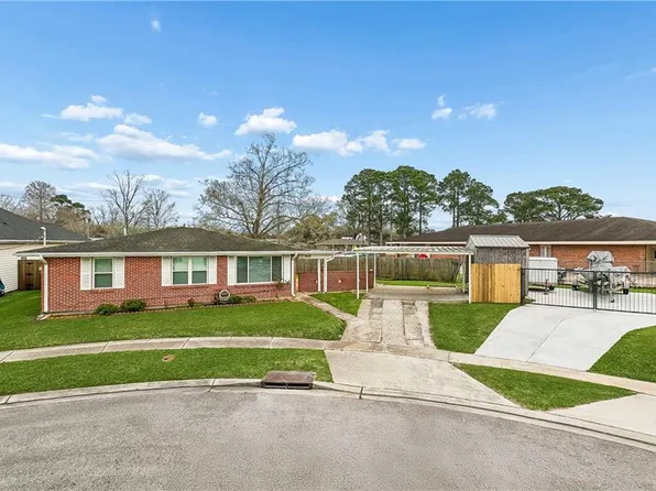 8901 Inez Dr, River Ridge, LA 70123