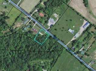 269 J Carroll Rd, Bee Spring, KY 42207