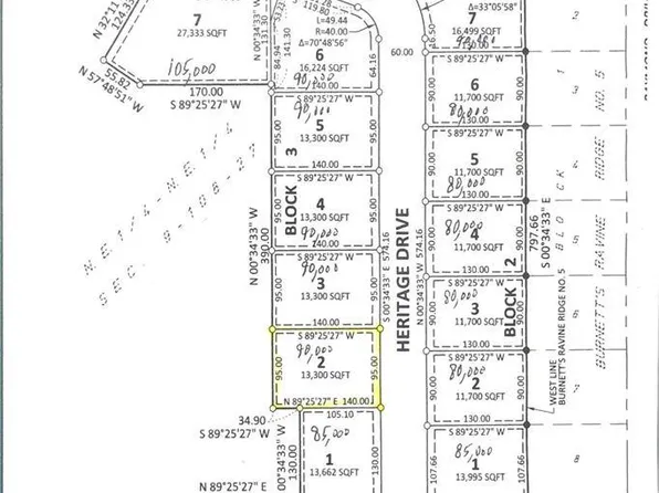 1705 Heritage Pl, Mankato, MN 56001