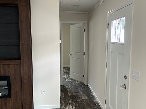 ENTRANCE, CRAFTSMAN FRONT DOOR