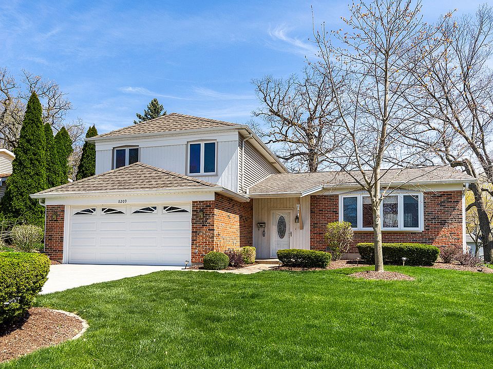 1st image of 8209 Lindenwood Ln