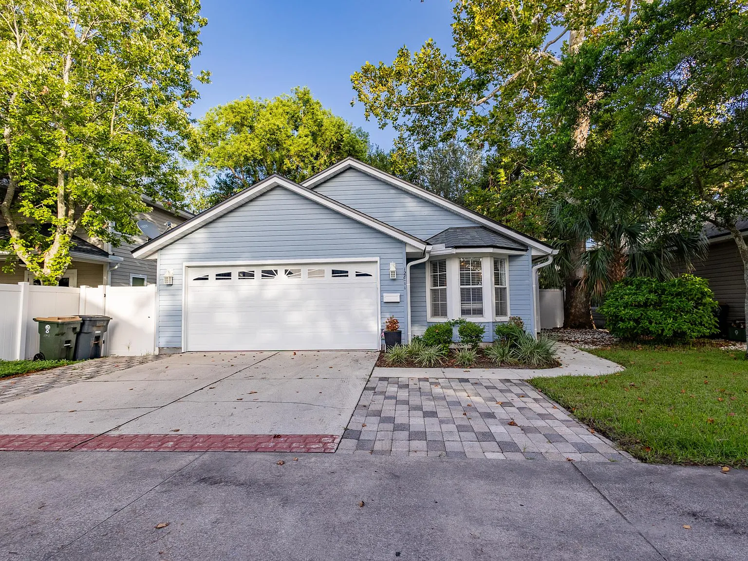 3 bed, 1562 sqft, $3,900 — Photo 3