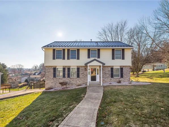 2225 The Cir, Washington, PA 15301