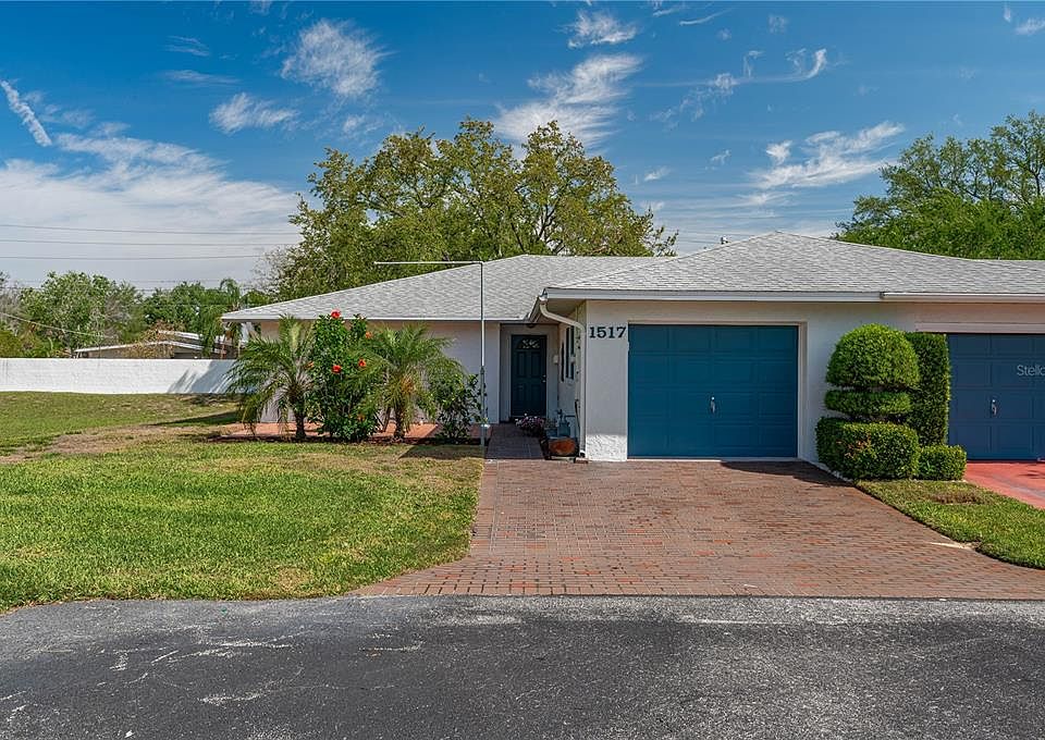 1st image of 1517 OAKVIEW CIRCLE SE