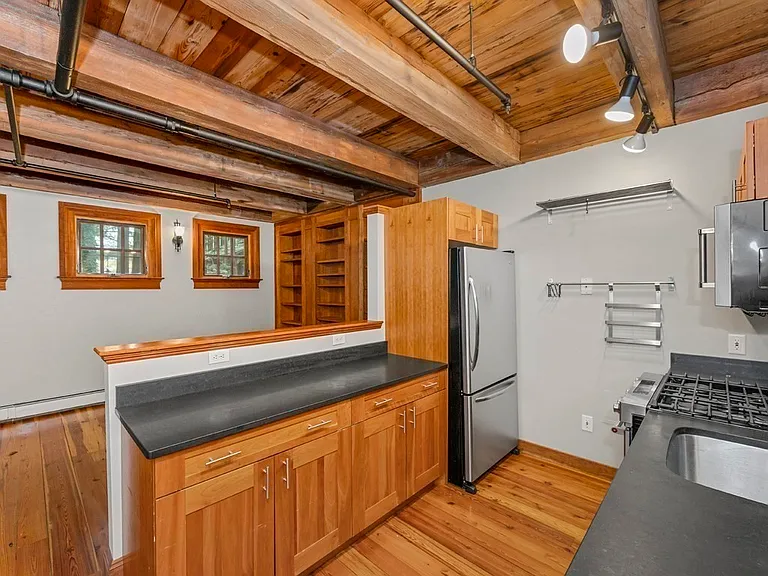 253 River St #253 — Photo 3