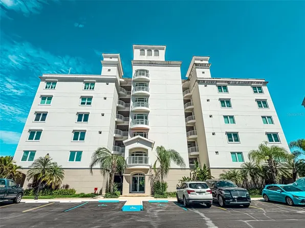 690 Cond Treasure Point #543, Vega Alta, PR 00692