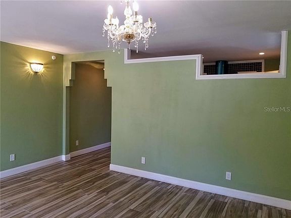 5th image of 4659 Queensboro Ave S