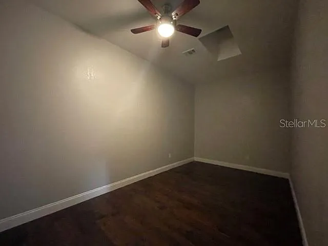 704 SW 6th St — Photo 20