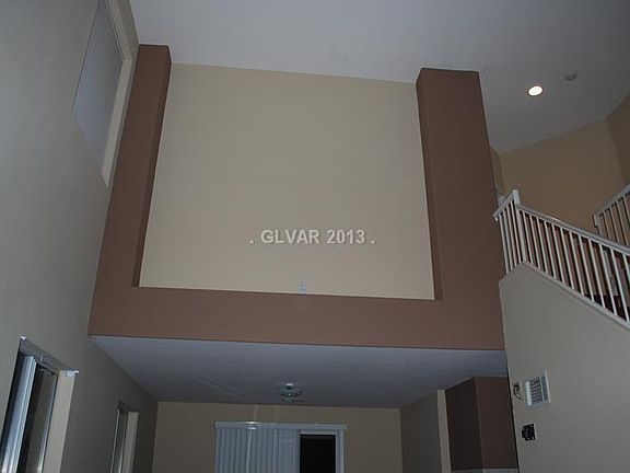 5th image of 352 Golden Shore Dr