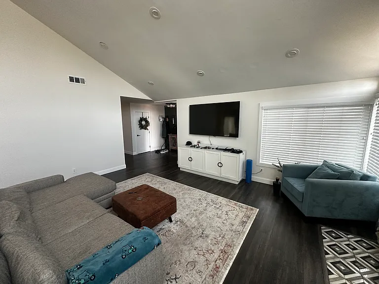 8618 Dunwoodie Rd — Photo 21