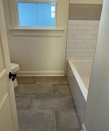 5th image of 3651 Derbigny St